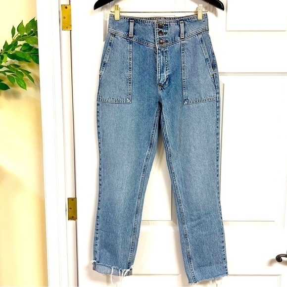 ABERCROMBIE & FITCH High Rise Mom Jean washed women’s size 25 - Picture 1 of 8